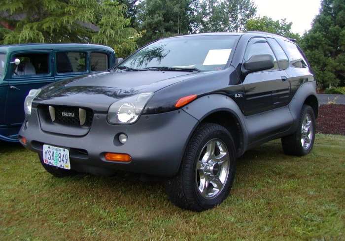 10 of the Ugliest Cars Ever Made