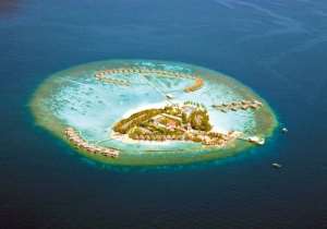 5 Stunning Resorts in the Maldives